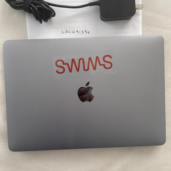 MacBook Air 2020 - 13 inch - 256 GB, Gray, 8 GB, Apple M1