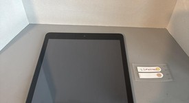 Good
													Apple iPad 9th Gen - Wi-Fi, Gray, 64 GB, A2602, photo 2 of 6