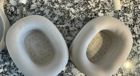 Used
													Apple AirPods Max USB-C - Starlight, photo 4 of 4