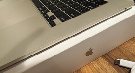 Mint
													MacBook Air 2024 (M3) - 15" - Apple M3, Starlight, 256 GB, 8 GB, 10-core GPU, photo 5 of 9