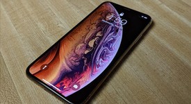 Mint
													Apple iPhone Xs - Verizon, Gold, 256 GB, A1920, photo 3 of 16