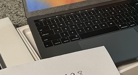 Good
													MacBook Pro 2017 (With Touch Bar) - 13" - I5, Gray, 256 GB, 8 GB, photo 1 of 9