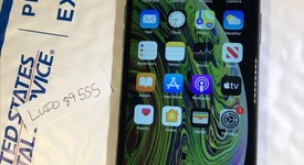 Good
													Apple iPhone Xs - Unlocked, Gray, 64 GB, A1920, photo 1 of 11