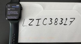 Good
													Apple Watch SE 2nd Gen 44mm - Unlocked, Midnight, A2727 - Cellular, Aluminum, photo 1 of 5