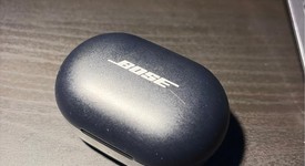 Used
													Bose Sports Earbuds - Black, photo 3 of 4