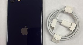 Mint
													Apple iPhone SE 3rd Gen 2022 - Unlocked, Midnight, 64 GB, A2595, photo 2 of 10