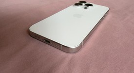 Mint
													Apple iPhone 15 Pro - Unlocked, White, 256 GB, A2848, photo 5 of 11