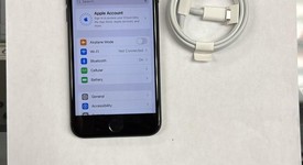 Mint
													Apple iPhone SE 3rd Gen 2022 - Unlocked, Midnight, 64 GB, A2595, photo 2 of 9