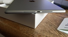 Mint
													Apple iPad 6th Gen - Wi-Fi, Gray, 128 GB, A1893, photo 2 of 15