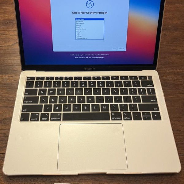 MacBook Air 2018 - 13 inch - 128 GB, Silver, 8 GB, Intel Core i5