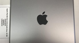 Fair
													Apple iPad 6th Gen - Unlocked, Gray, 32 GB, A1954, photo 3 of 7