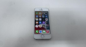 Mint
													Apple iPhone SE 1st Gen 2016 - Unlocked, Silver, 64 GB, A1662, photo 1 of 7