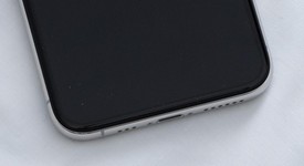 Mint
													Apple iPhone Xs - Unlocked, Silver, 256 GB, A1920, photo 5 of 6