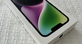 New
													Apple iPhone 14 - Metro by T-Mobile, Midnight, 128 GB, A2649, photo 3 of 6