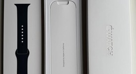 Good
													Apple Watch Series 8 41mm - Unlocked, Midnight, A2772 - Cellular, Aluminum, photo 1 of 6