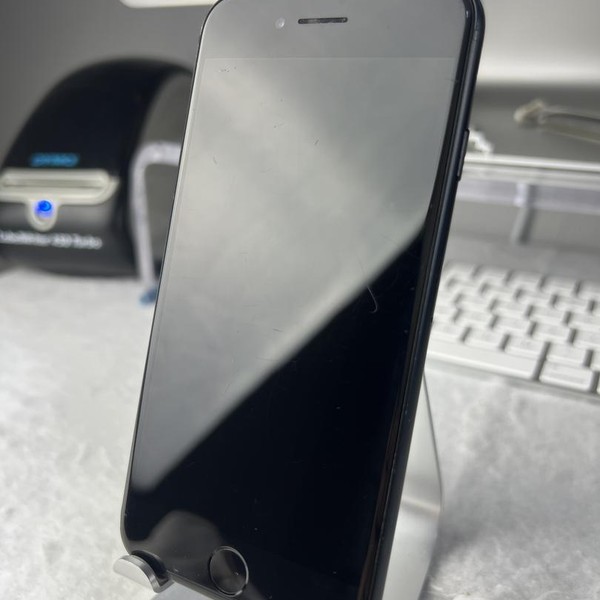 Apple iPhone SE 3rd Gen 2022 - Unlocked, Midnight, 64 GB, A2595