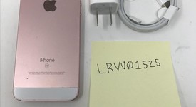 Good
													Apple iPhone SE 1st Gen 2016 - Unlocked, Rose Gold, 32 GB, A1662, photo 1 of 3