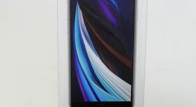 New
													Apple iPhone SE 2nd Gen 2020 - Mint Mobile, White, 64 GB, A2275, photo 1 of 4