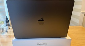 Mint
													MacBook Pro Late 2023 (M3) - 16" - Apple M3 Max 16-core, Black, 1 TB, 48 GB, 40-core GPU, photo 1 of 16