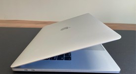 Good
													MacBook Pro 2018 (With Touch Bar) - 15" - I9, Silver, 512 GB, 32 GB, photo 4 of 7