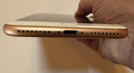Mint
													Apple iPhone 8 Plus - Unlocked, Gold, 64 GB, A1864, photo 3 of 9