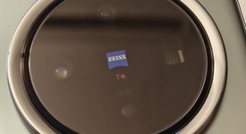 Mint
													Vivo X200 - Unlocked Non-US, Green, 512 GB, 16 GB, photo 4 of 11