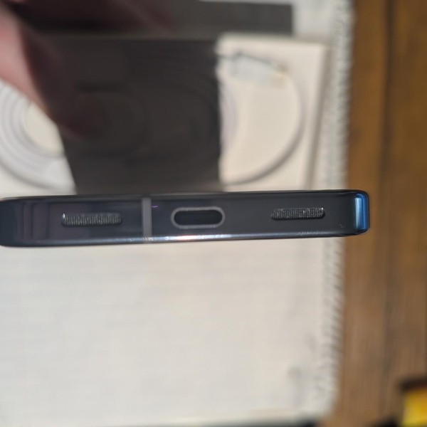 Google Pixel 10 Pro - Unlocked, 128 GB, Moonstone, G4QUR