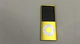 Fair
													Apple iPod Nano 4th Gen - Yellow, 8 GB, photo 2 of 10