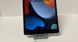 Good
													Apple iPad 9th Gen - Unlocked, Gray, 64 GB, A2603, photo 1 of 7