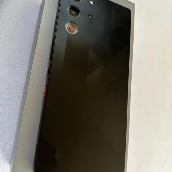 REDMAGIC 10 Pro - Unlocked, 256 GB, Shadow, 12 GB