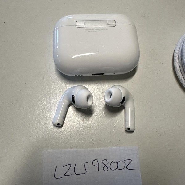 Apple AirPods Pro 3