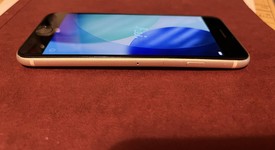 Mint
													Apple iPhone SE 2nd Gen 2020 - Unlocked, White, 128 GB, A2275, photo 2 of 7