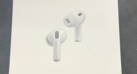 Used
													Apple AirPods Pro 2 - Lightning, photo 6 of 6
