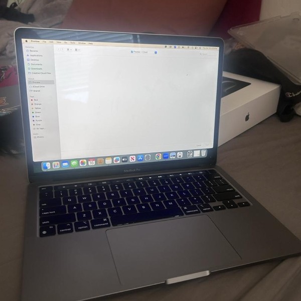 MacBook Pro 2022 - 13 inch - 256 GB, Gray, 8 GB, Apple M2