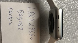 Good
													Apple Watch Series 3 42mm - Unlocked, Silver, A1861, Nike, photo 5 of 7