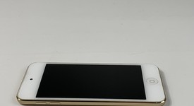 Fair
													Apple iPod Touch 7th Gen - Wi-Fi, Gold, 128 GB, photo 5 of 6