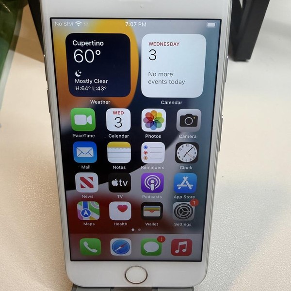 Apple iPhone 7 - Unlocked, 32 GB, Silver, A1660