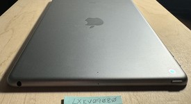 Good
													Apple iPad 6th Gen - Wi-Fi, Gray, 32 GB, A1893, photo 4 of 4