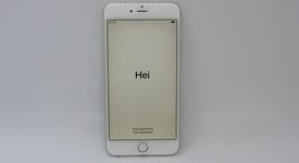 Good
													Apple iPhone 6 Plus - Unlocked, Silver, 64 GB, A1522, photo 4 of 5