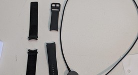 Mint
													Samsung Galaxy Watch5 - Unlocked, Graphite, 44mm, photo 4 of 5