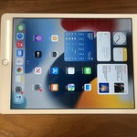 Good Apple iPad 8th Gen - Verizon, 32 GB, Gold, A2428