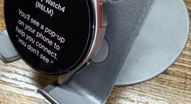 Good
													Samsung Galaxy Watch4 - Unlocked, Gold, 40mm, photo 4 of 5