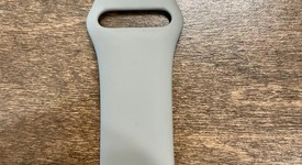 Good
													Apple Watch Series 5 44mm - Unlocked, Titanium, A2095 Cellular, Titanium, photo 4 of 19