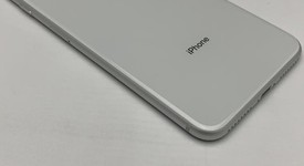 Mint
													Apple iPhone 8 Plus - Unlocked, Silver, 64 GB, A1864, photo 3 of 8
