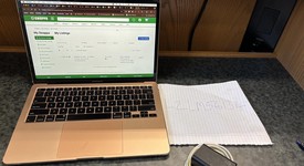 Good
													MacBook Air 2020 - 13" - I3, Gold, 256 GB, 8 GB, photo 4 of 9