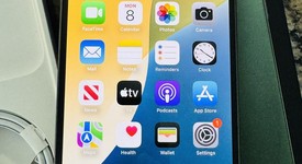 Good
													Apple iPhone 13 Pro Max - Verizon, Green, 128 GB, A2484, photo 2 of 3