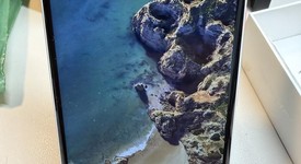 Good
													Google Pixel 2 XL - Unlocked, Black & White, 64 GB, Google Edition, photo 1 of 4