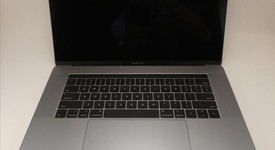 Good
													MacBook Pro 2016 (With Touch Bar) - 15" - Gray, 1 TB, 16 GB, photo 3 of 15