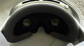 Mint
													Apple Vision Pro - 1 TB, photo 5 of 9