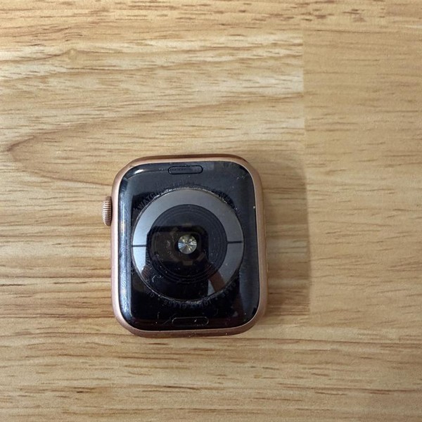 Apple Watch Series 5 44mm - Unlocked, Gold, A2095 Cellular, Aluminum